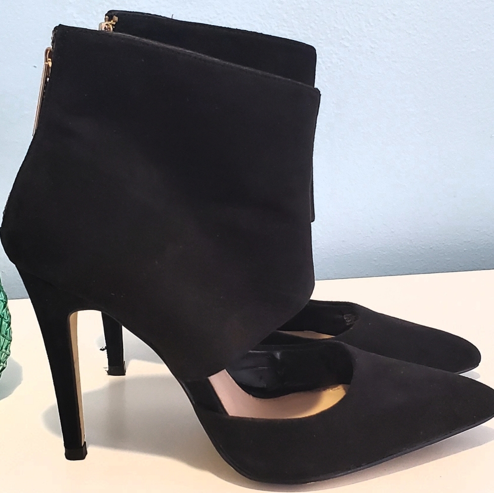 Kurt Geiger Black cuffed Shoes size 7 US  37 EUR